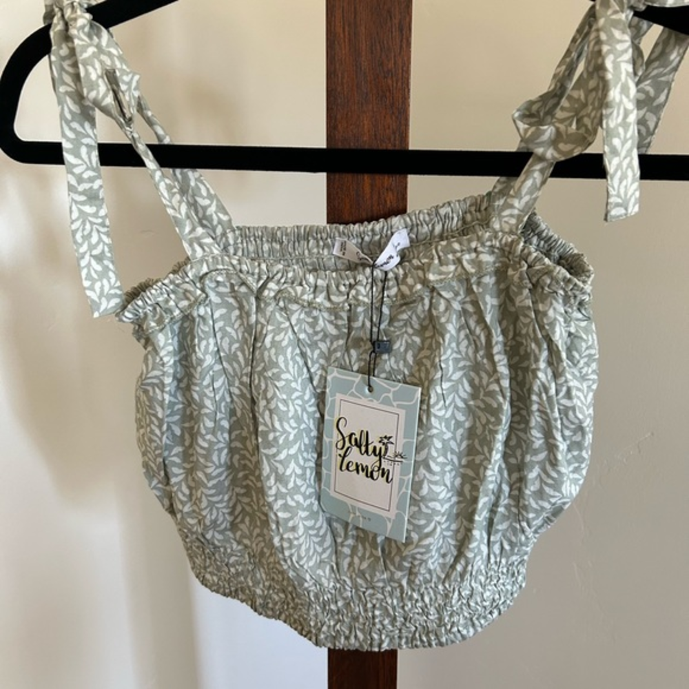Salty Lemon Crop Top Ties At‎ Shoulders